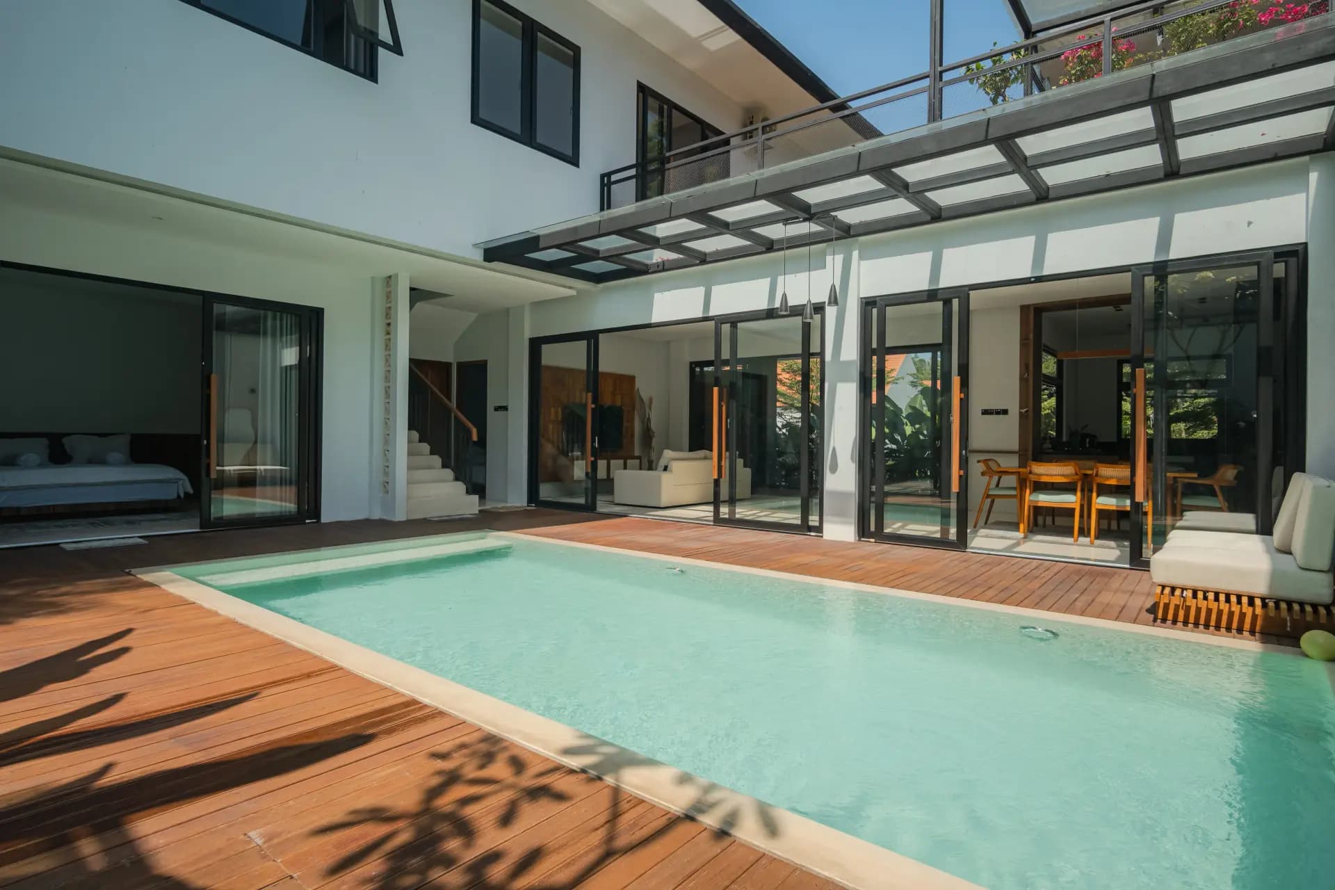 SANDARI PRIVATE STAY mobile 3